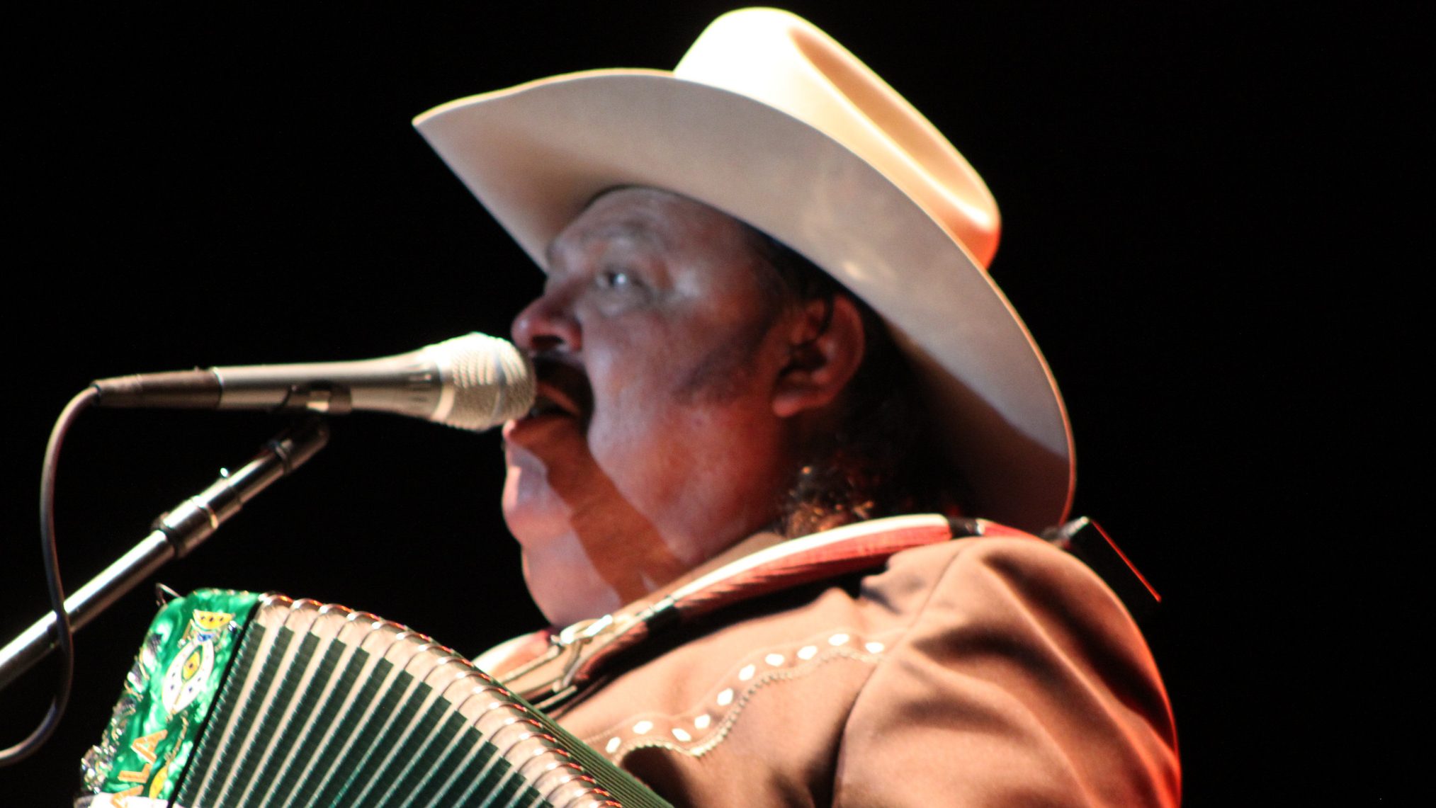 Daddy Yankee's Parents: Is Ramon Ayala His Dad?