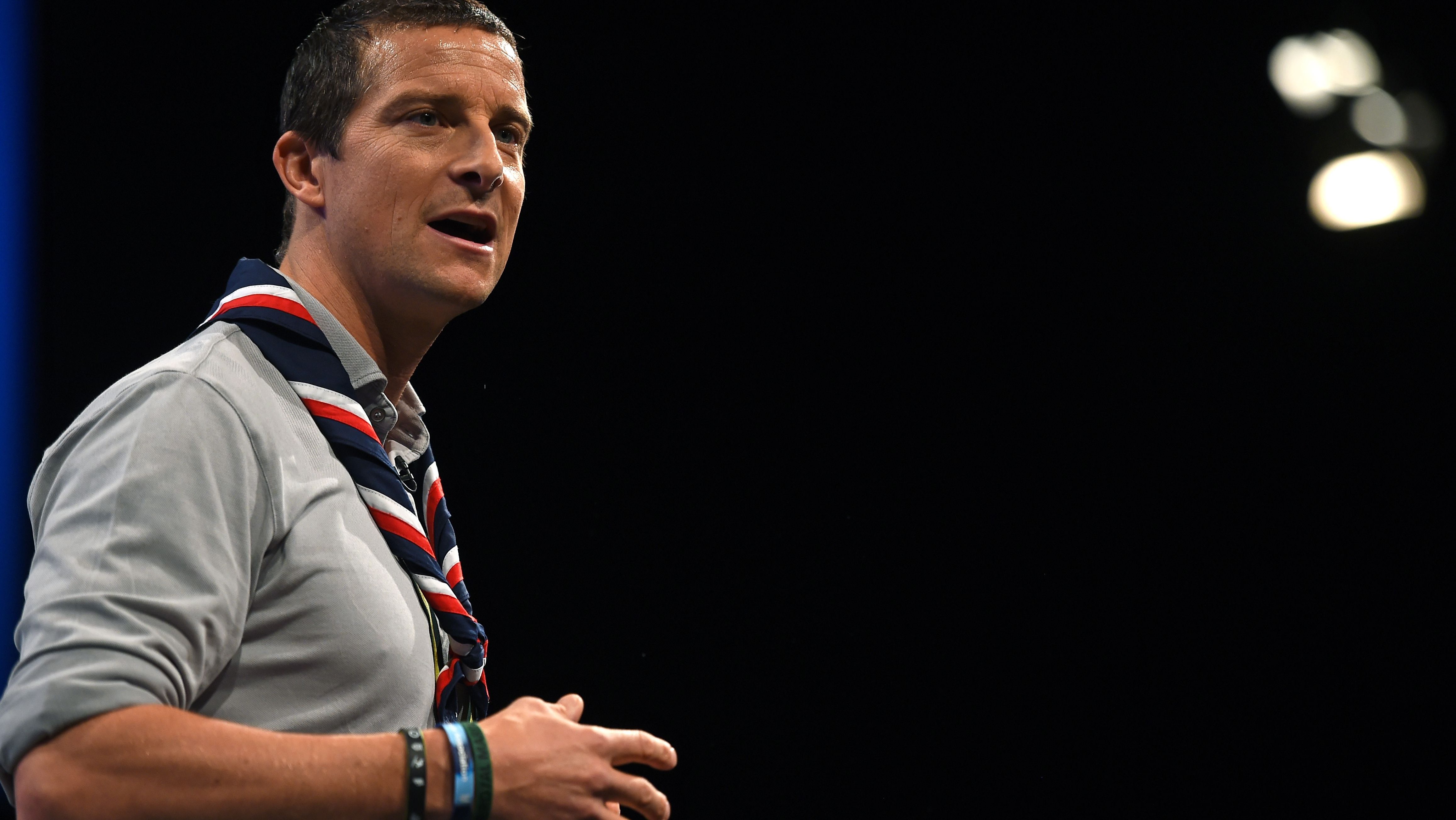 Watch Running Wild with Bear Grylls TV Show - Streaming Online