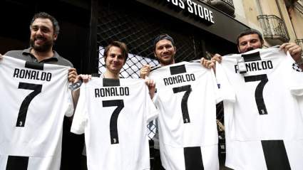 Ronaldo Juventus Jersey: Juan Cuadrado Gives Up No.7