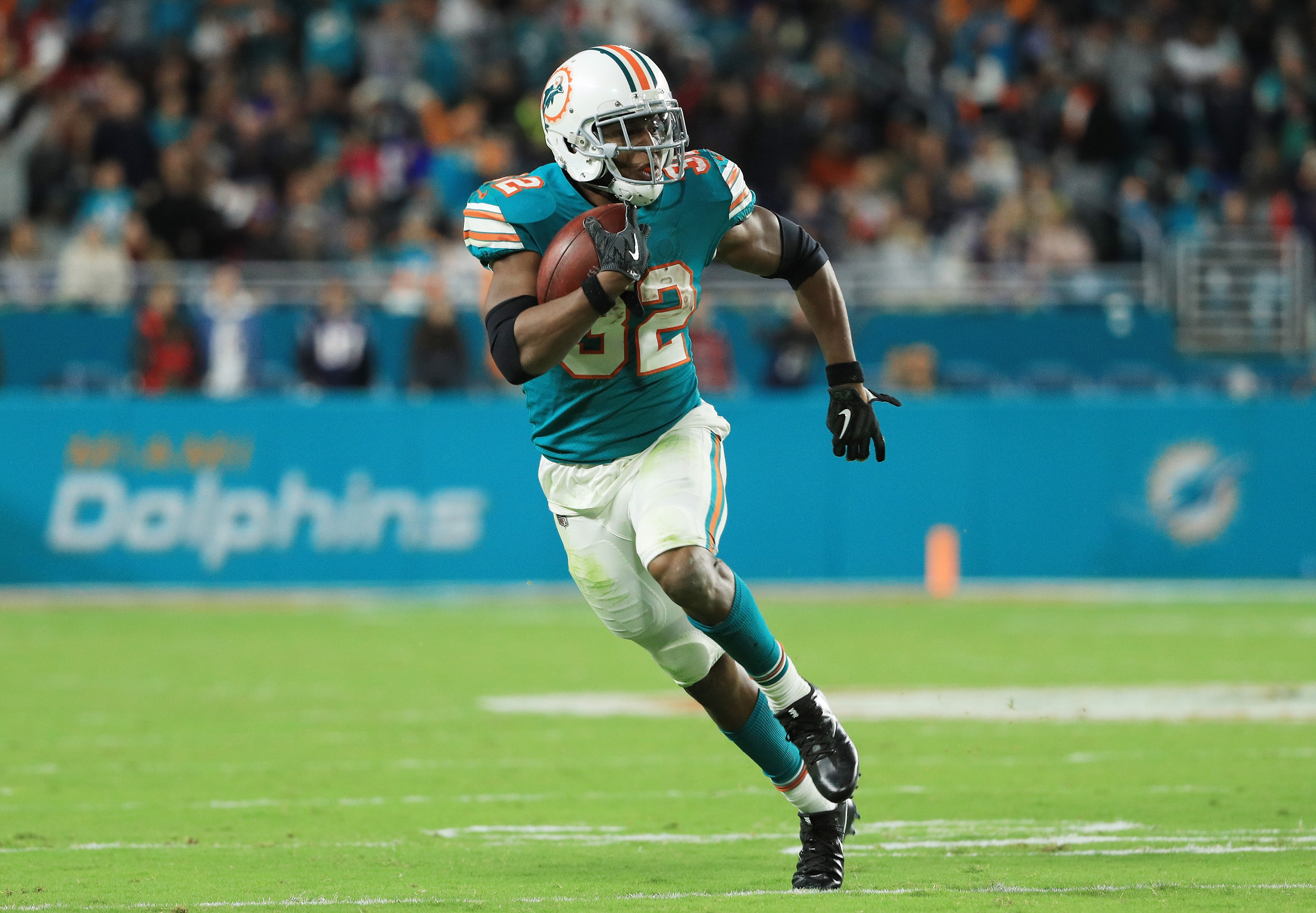Dolphins Score 69Yard GameWinning TD to Defeat Patriots (VIDEO