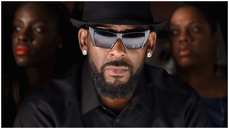 R. Kelly's manager James Mason is wanted by police