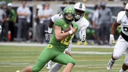 Justin Herbert’s NFL Draft Stock Rising as Oregon QB Could Be a Top Pick