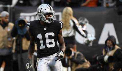 Raiders Move WR Johnny Holton to Position He’s Never Played