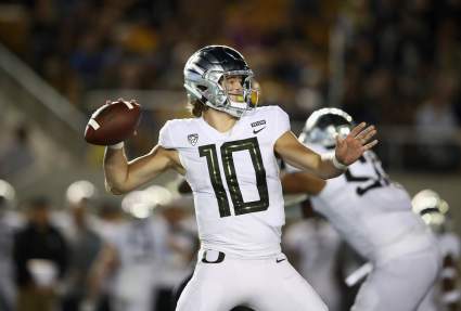 Washington vs Oregon Live Stream: How to Watch Online Without Cable