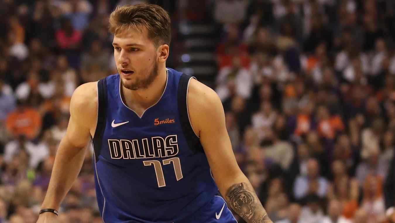 Doncic Contributes 12 In Mavericks' 42-point First Quarter