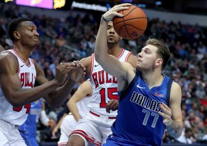 Mavericks vs Hawks Live Stream: How to Watch Online Without Cable