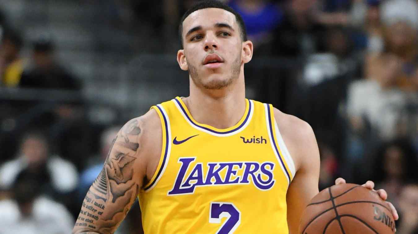 Lonzo Ball’s Baby: Lakers PG Posts Adorable Photo of Zoey | Heavy.com