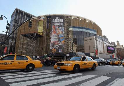New York Knicks Fan Makes a Basket before His Team Does