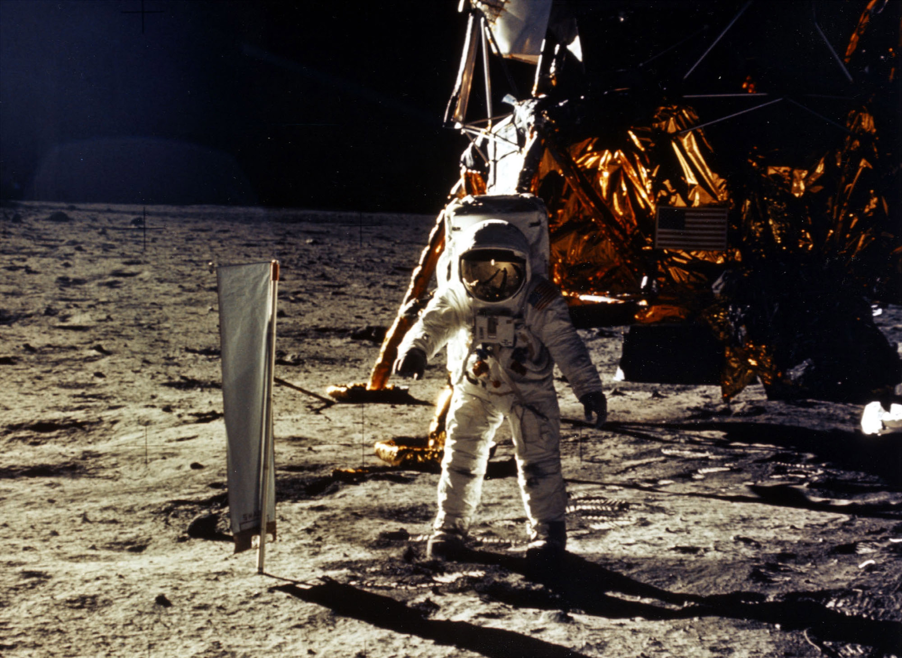 Moon Landing 'Hoax': Conspiracy Theories Debunked