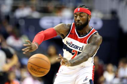 Wizards’ John Wall Plays 1-v-1 & Looks Good [WATCH]