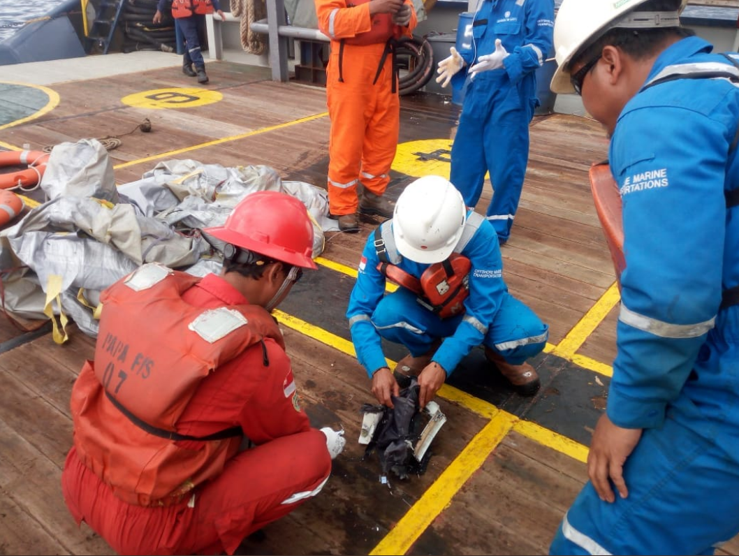 Indonesia Plane Crash Photos: Lion Air Flight 610 Tragedy