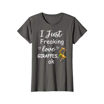 Grey giraffe tee shirt