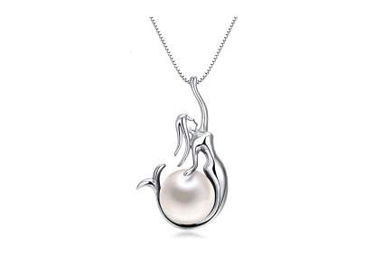 Mermaid necklace with pearl