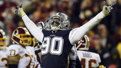 Cowboys’ DeMarcus Lawrence Updates Injury, Talks Ezekiel Elliott Holdout