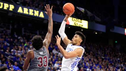 Kentucky Fans Frustrated by Slow Start Against Southern Illinois