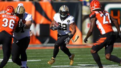 Saints Show Dez Bryant Love With Touchdown Celebrations