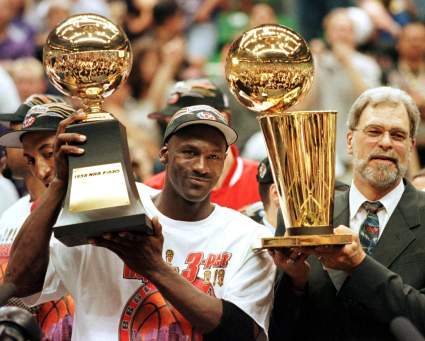 Former Chicago Bulls NBA Champion Said This About Phil Jackson