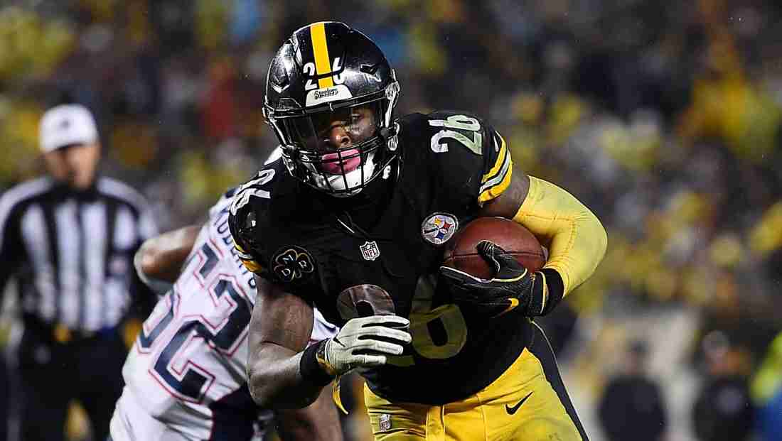 Le'Veon Bell Tweets NBC Host to 'Spill the Beans'