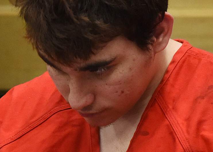 Nikolas Cruz Attacks, Tases Jail Officer, Sheriff Says