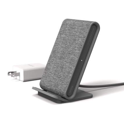 iottie fast charging stand