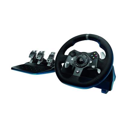Gaming steering wheel with pedals