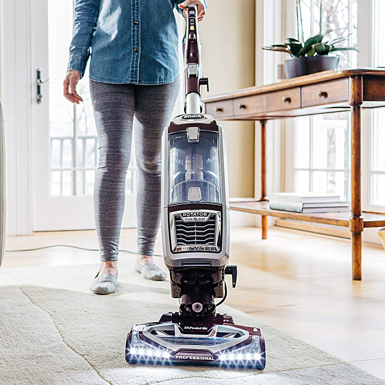 5 Best Cyber Monday Vacuum Deals On Amazon (2018)