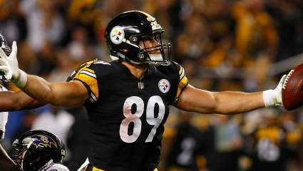 Vance McDonald Fantasy: Should You Start or Sit the Steelers TE in Week 10?