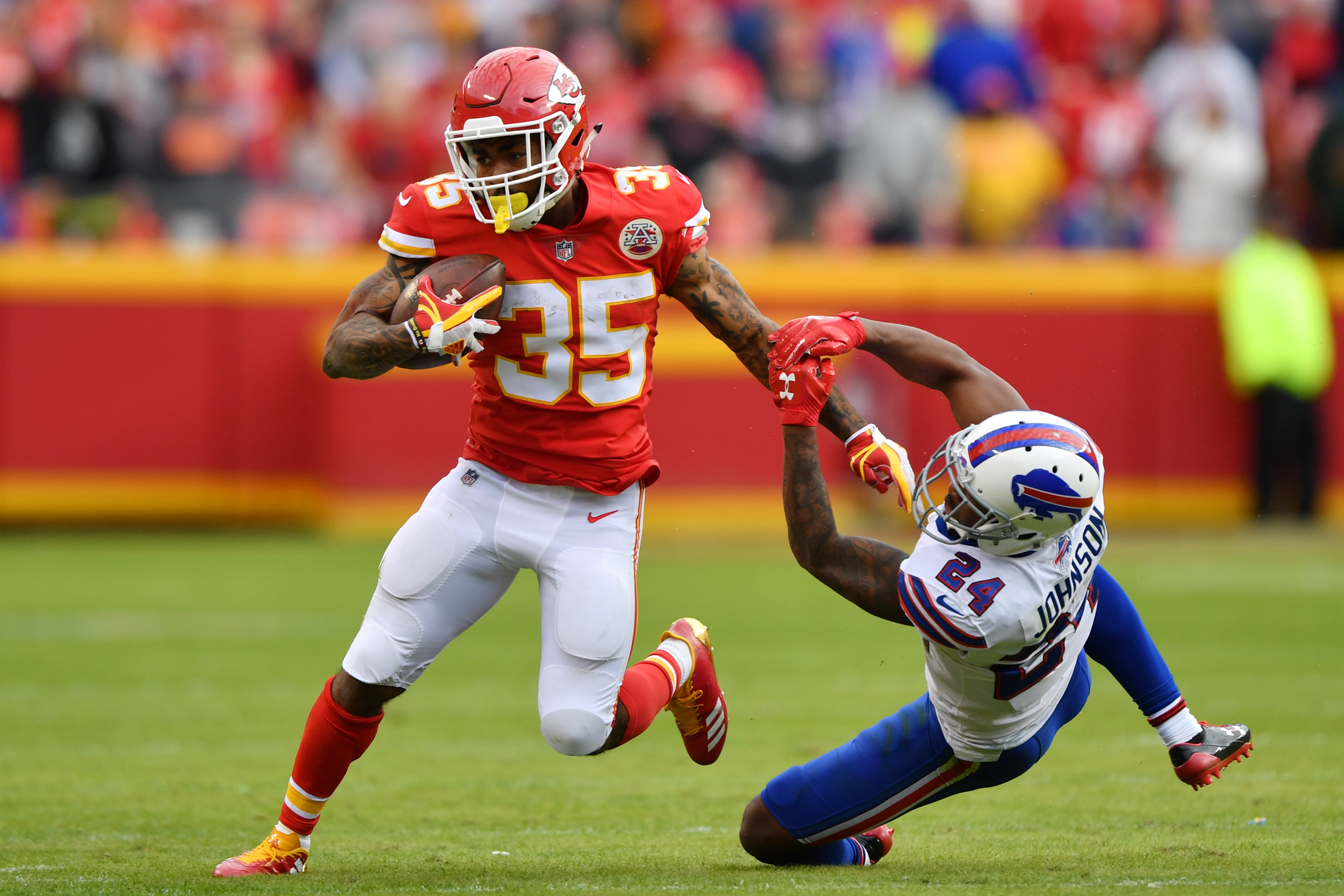 Former Chiefs RB Charcandrick West 