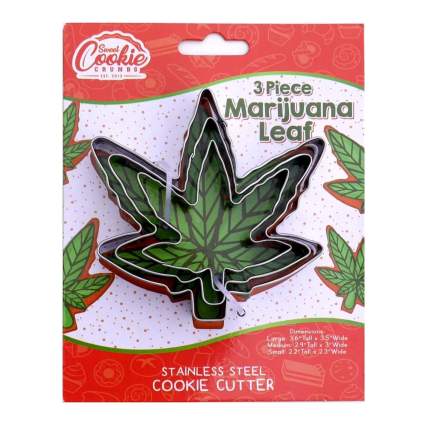 pot leaf cookie cutter
