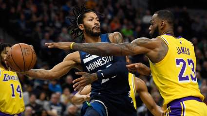 Best Lakers 3-Team Anthony Davis Trade to Bring Derrick Rose to L.A.