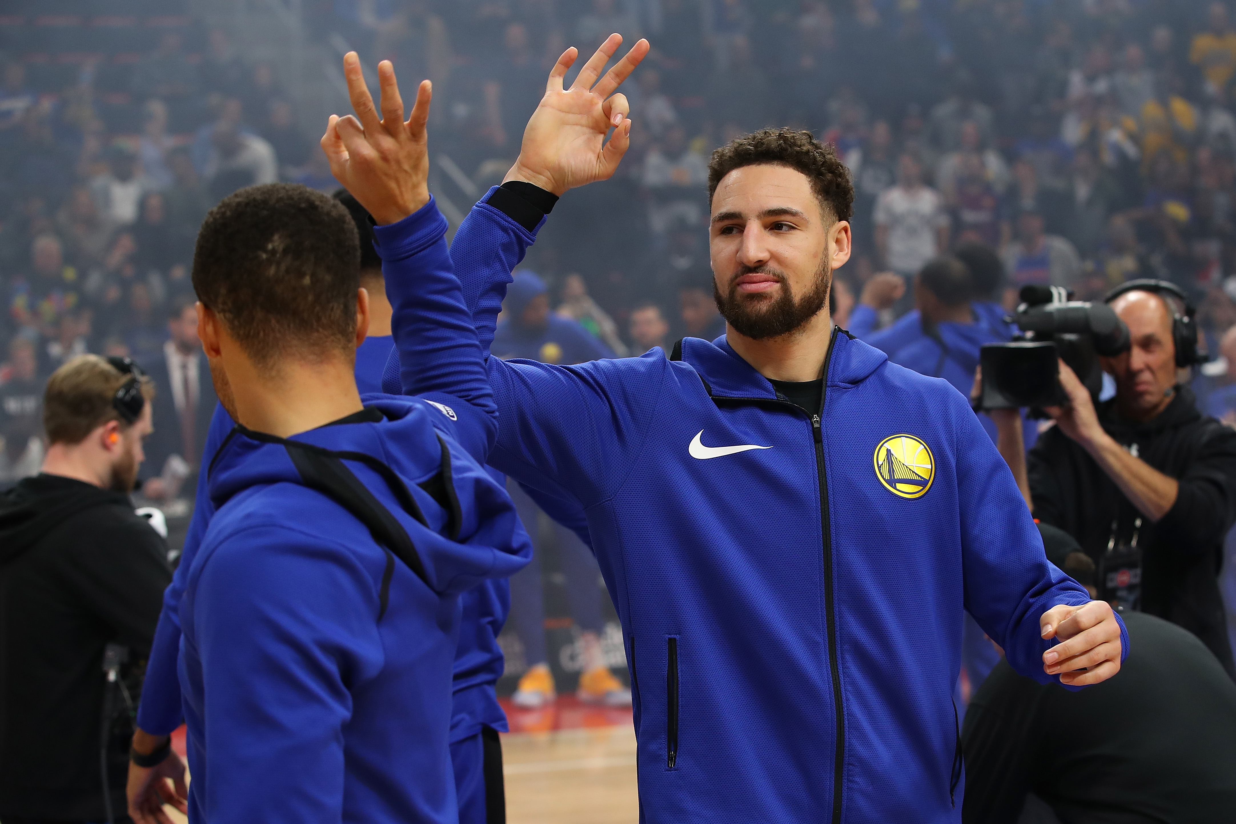 WATCH: Klay Thompson Scores 43, Dribbles Only Four Times | Heavy.com