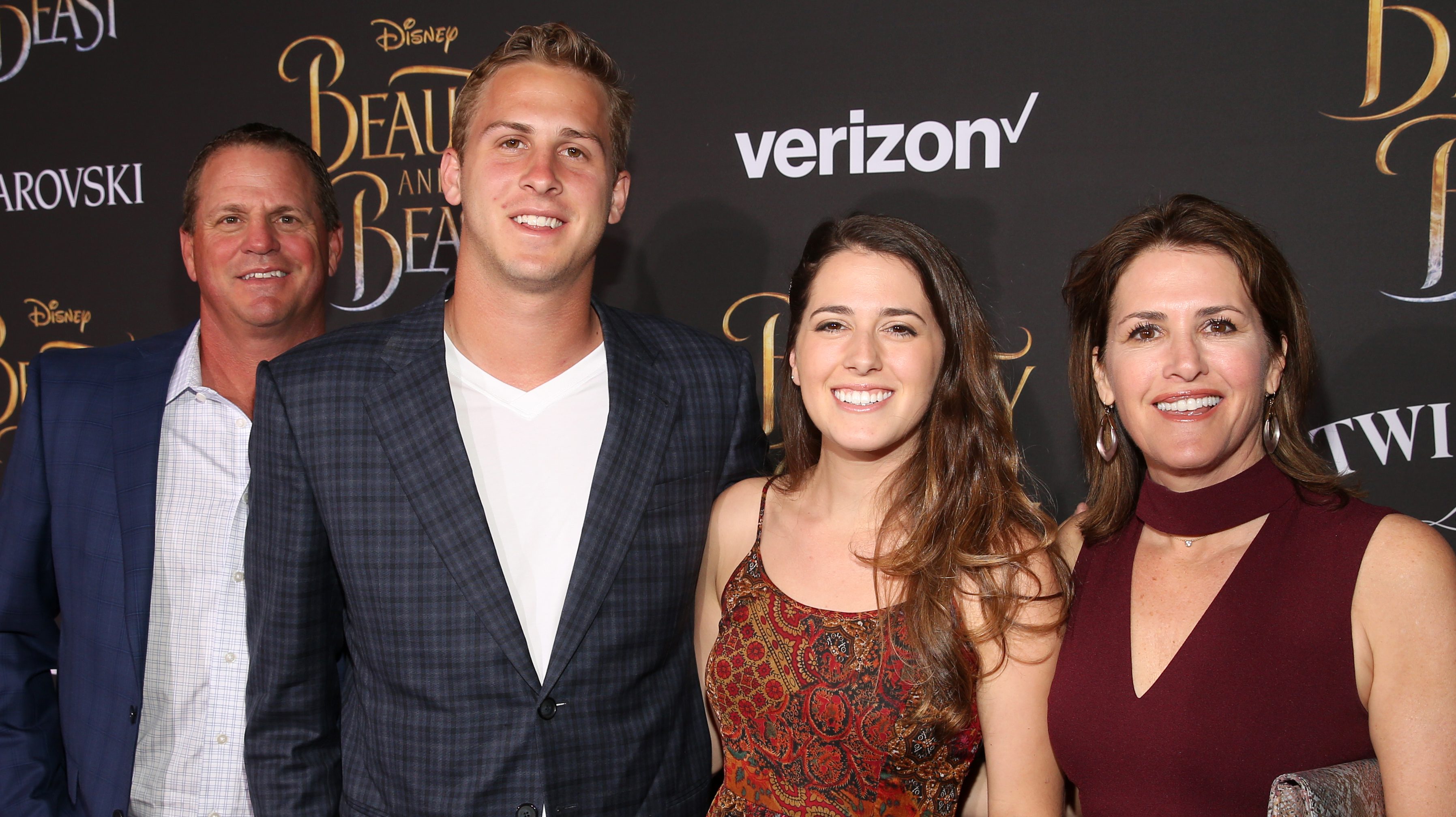 Jared Goff Wife / Jared Goff Getting Friendly With Nfl Network Ladies ...