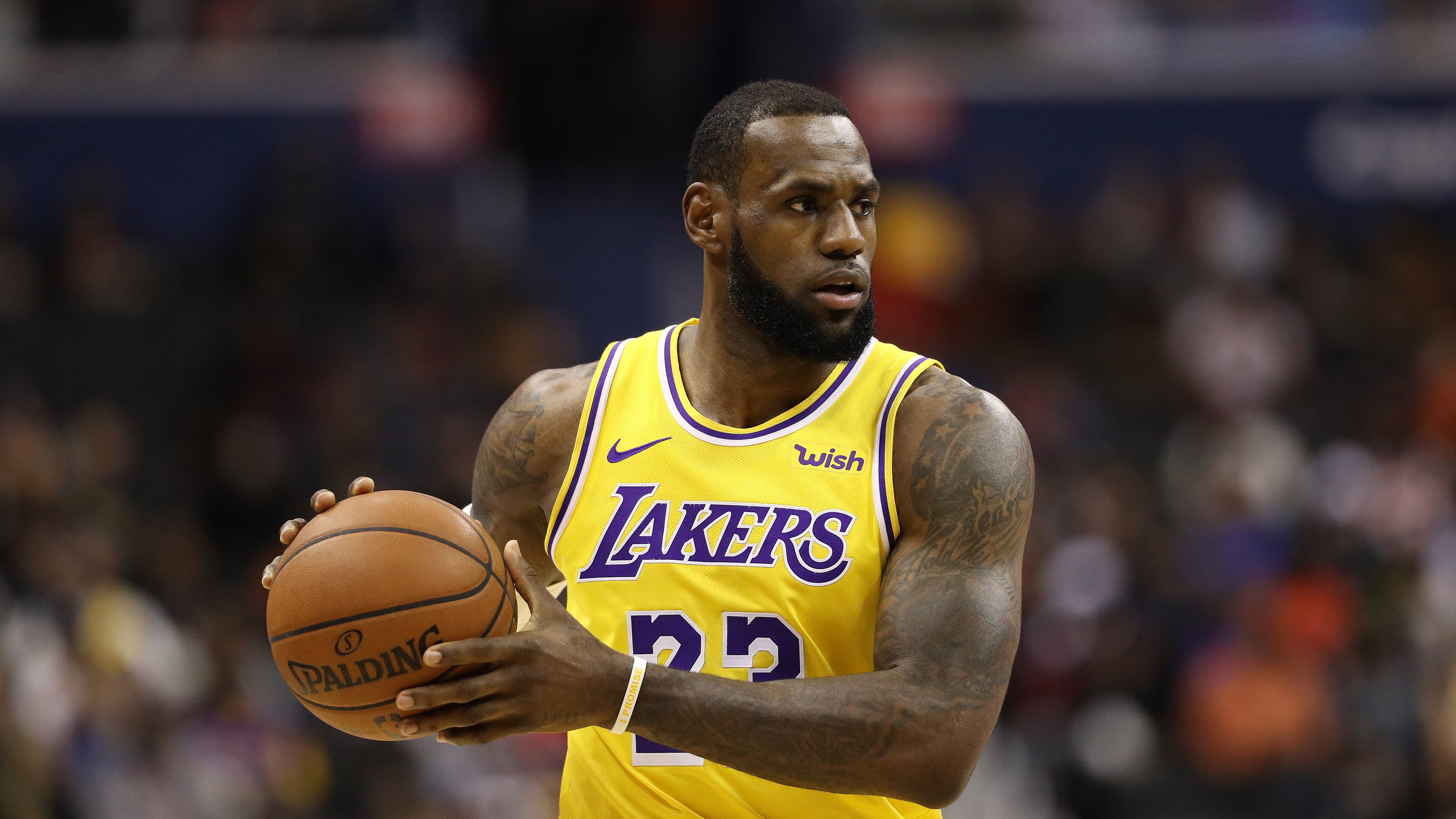  LeBron  James  Injury Chance Lakers Star Out Through All 