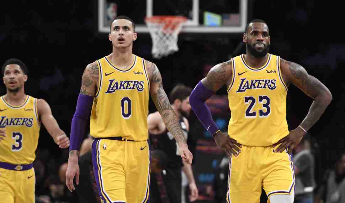 Lakers Roster & Starting Lineup Plagued With Injuries vs. Knicks