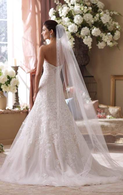scallop wedding veil