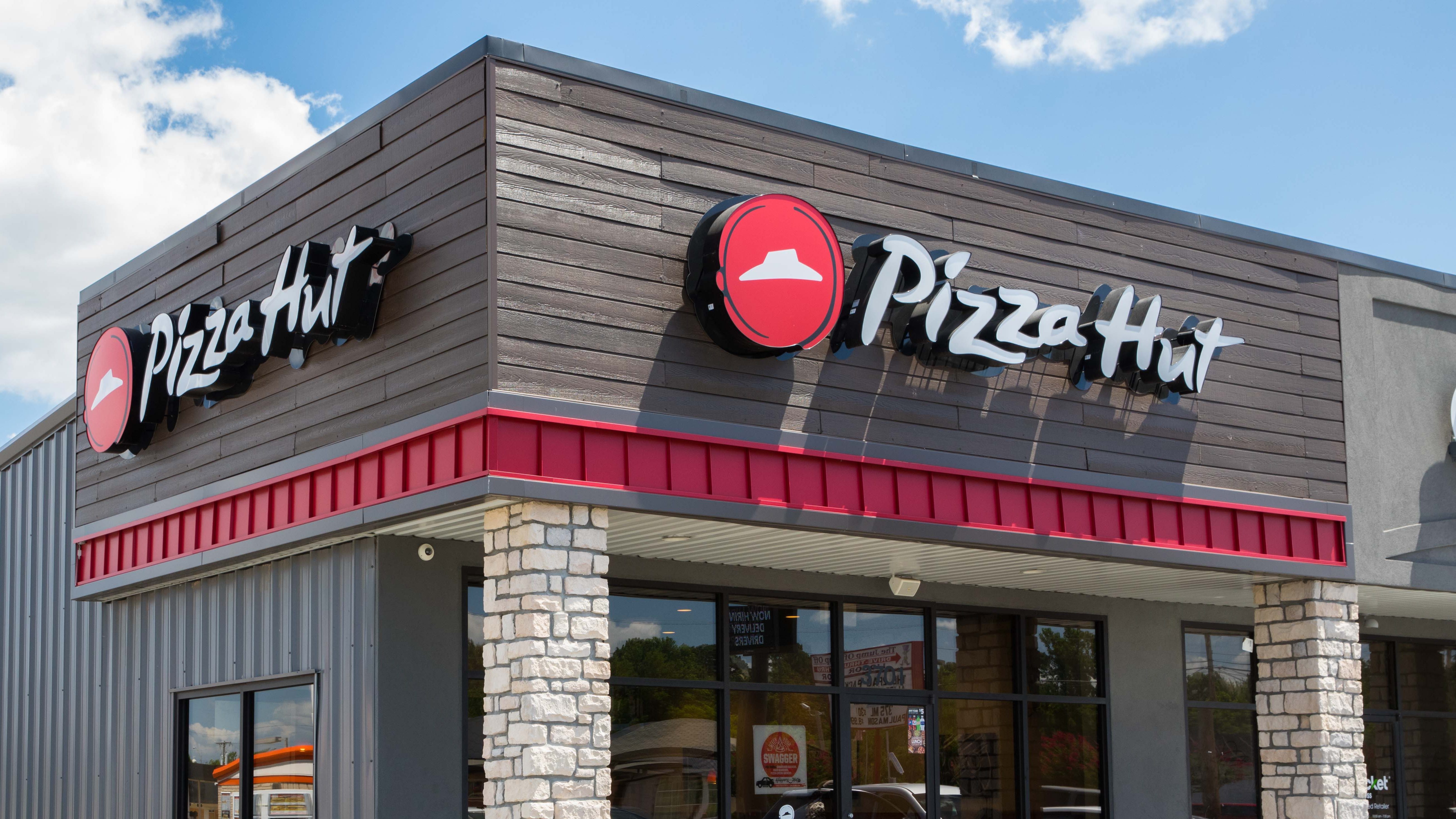 Super Bowl Pizza Delivery Food Deals 2019 Heavy Com