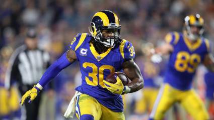 Super Bowl Betting Odds: Best Patriots vs. Rams Bets Aren’t on Spread