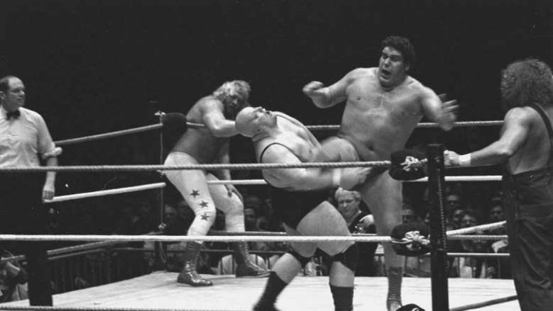 King Kong Bundy taking on Andre The Giant