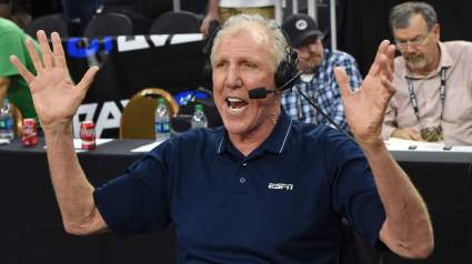 Bill Walton Sets Twitter Ablaze Again With Oregon vs ASU Commentary