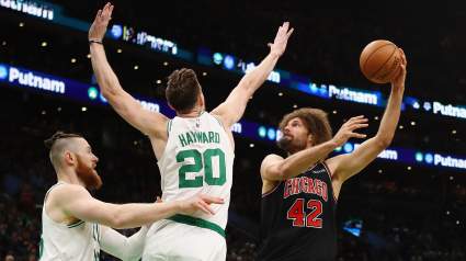 Bulls Rumors: Re-Signing Robin Lopez Is Not out of the Question