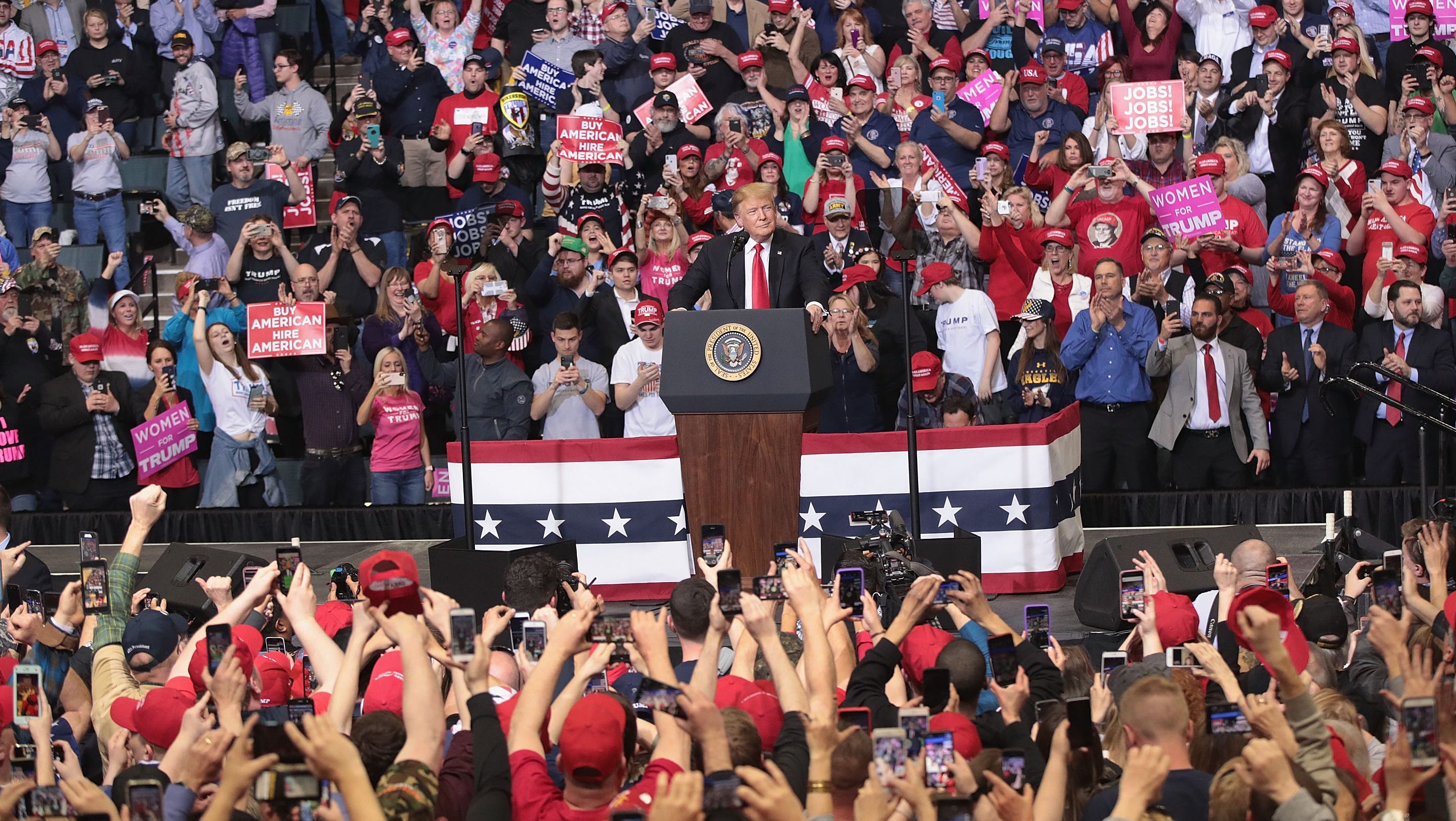 How Many People Attended Trump’s Michigan Rally? [CROWD PHOTOS] | Heavy.com