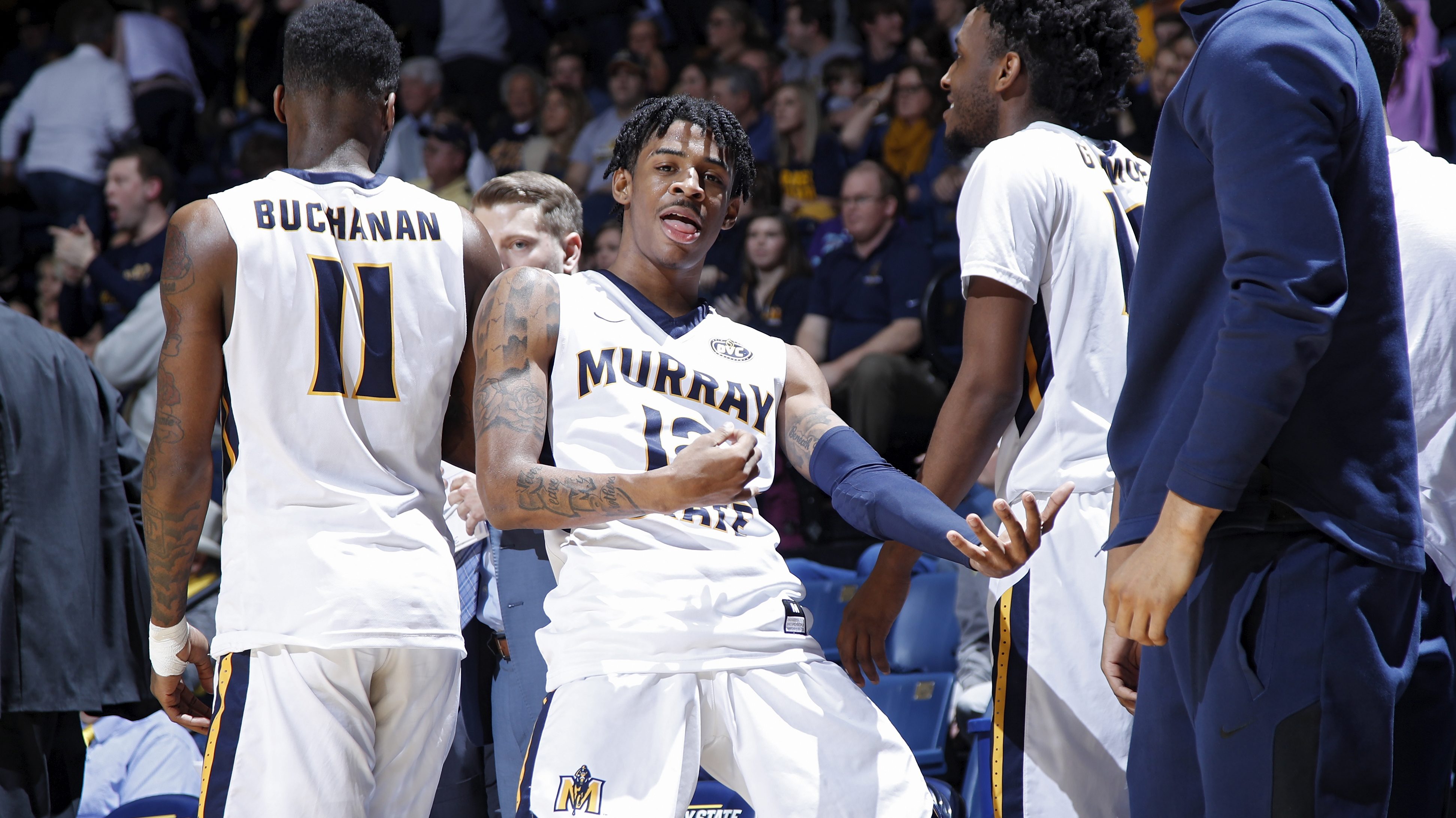 Morant's triple-double leads Murray St upset over Marquette