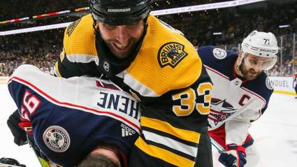 Zdeno Chara Injury: Bruins Defenseman Returns to Ice with Facemask