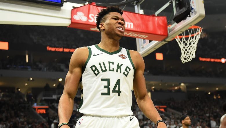 Giannis Antetokounmpo Contract How Much Does Bucks Star Make Heavy Com