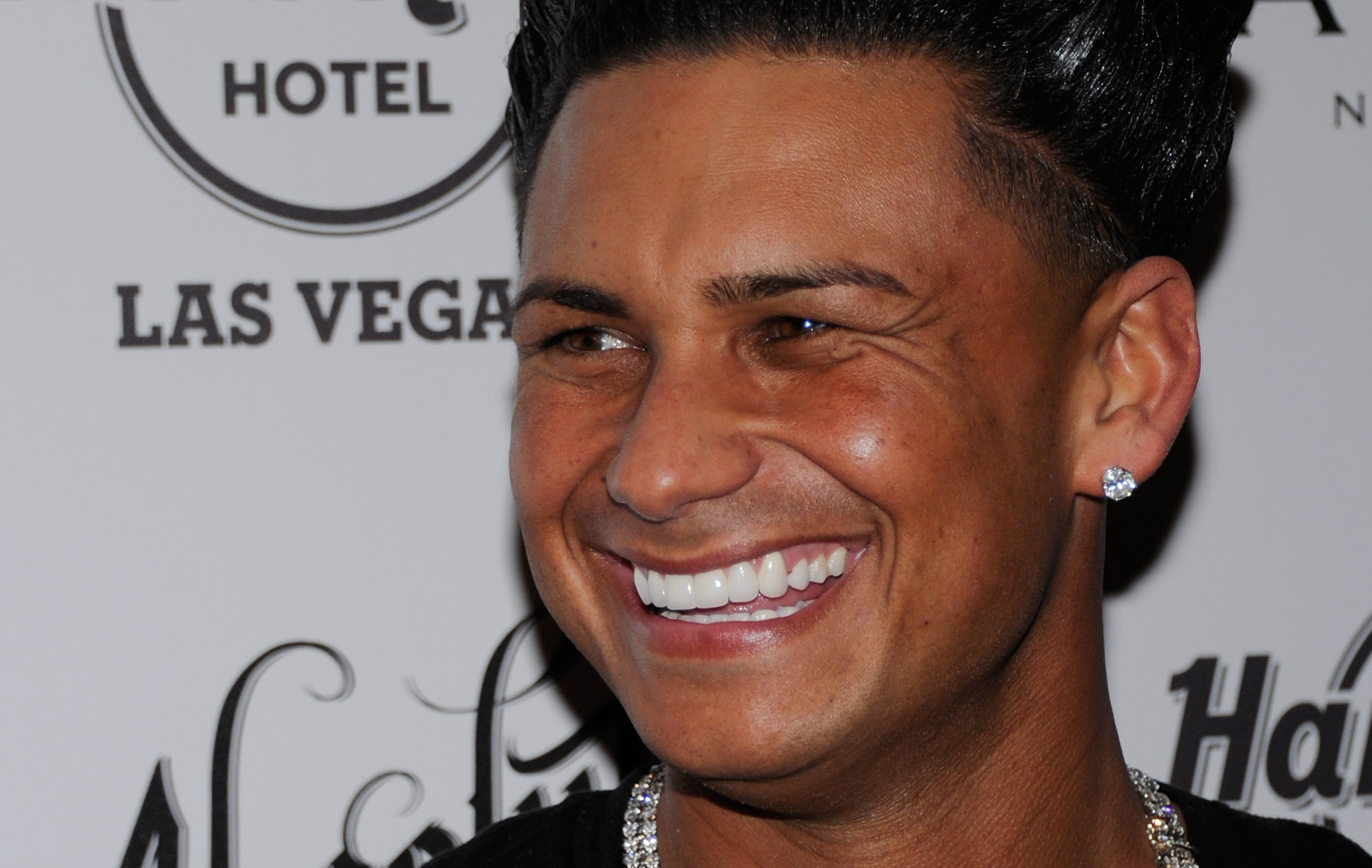 Pauly D’s Dating History & Ex Girlfriends Heavy.com.