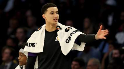 Lakers’ Kyle Kuzma Makes Hilarious Metaphor for Steph Curry’s Contacts
