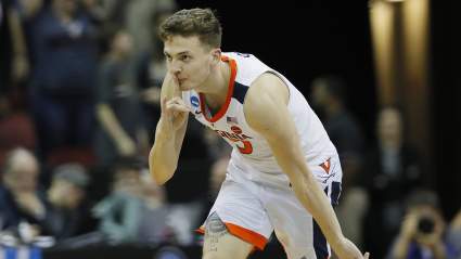 WATCH: Virginia Title Hopes Alive After Auburn’s Samir Doughty Fouls Kyle Guy