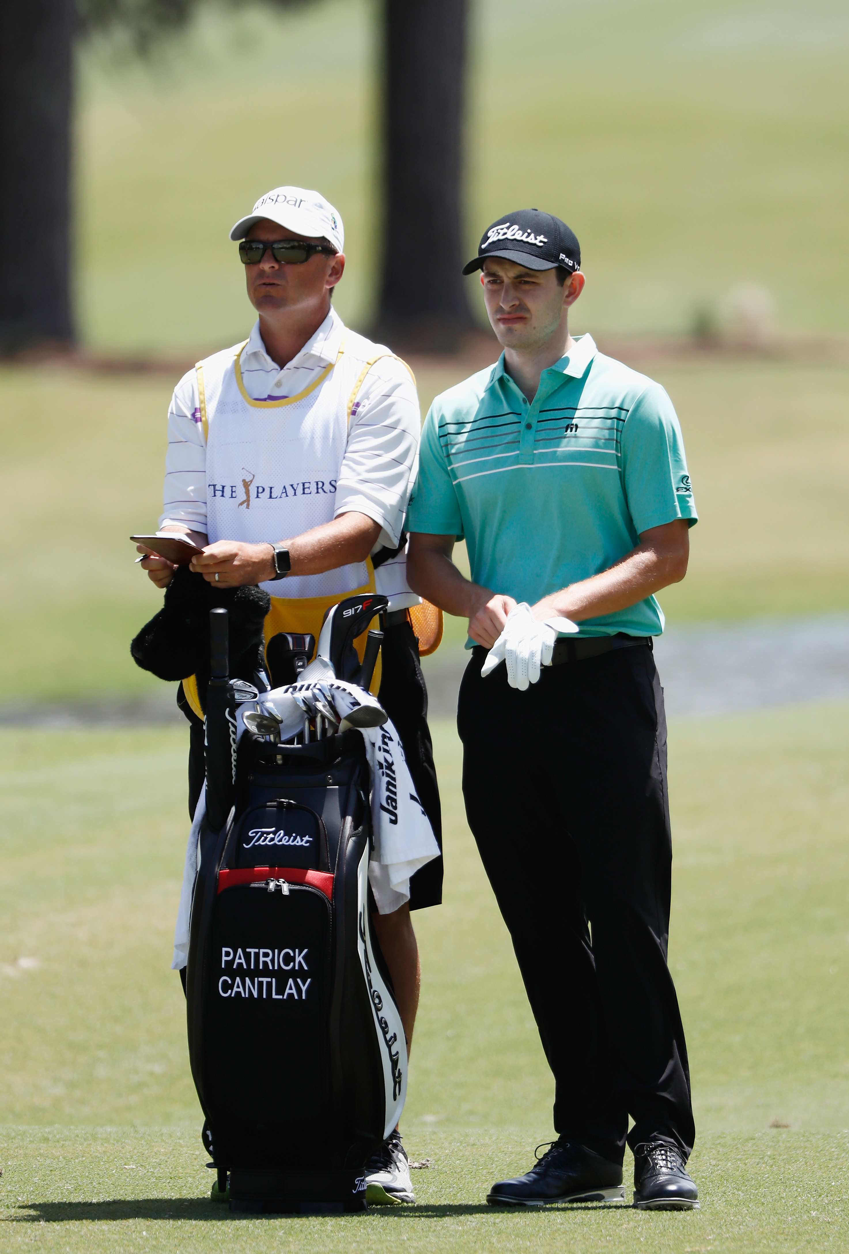 Patrick Cantlay's Caddie Matt Minister 5 Fast Facts