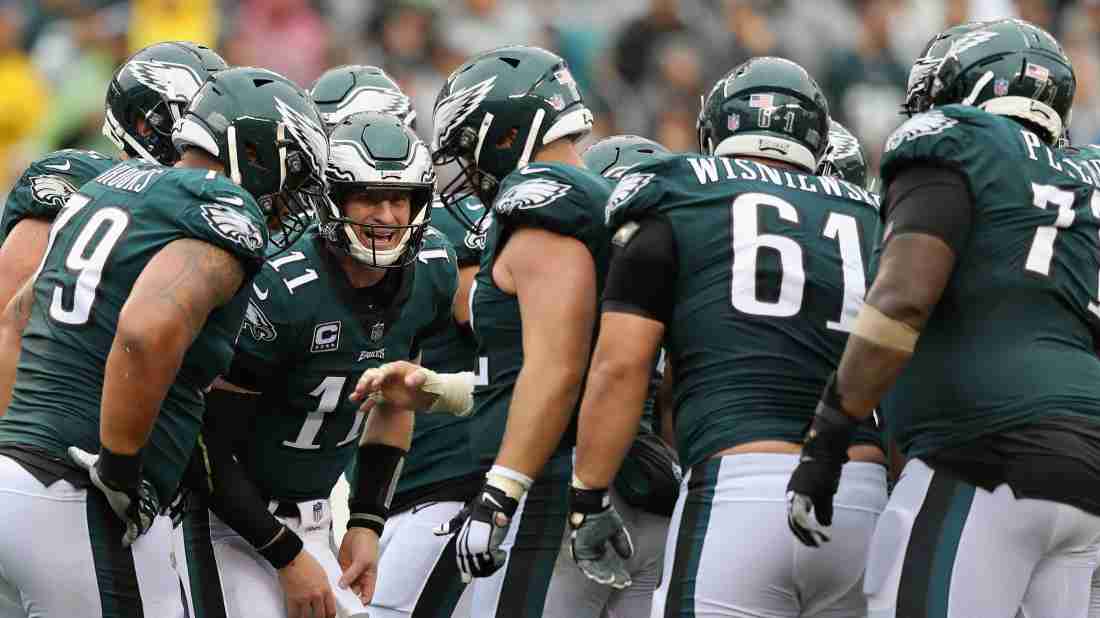 Jason Kelce Has Motivational Message for Eagles [LOOK]