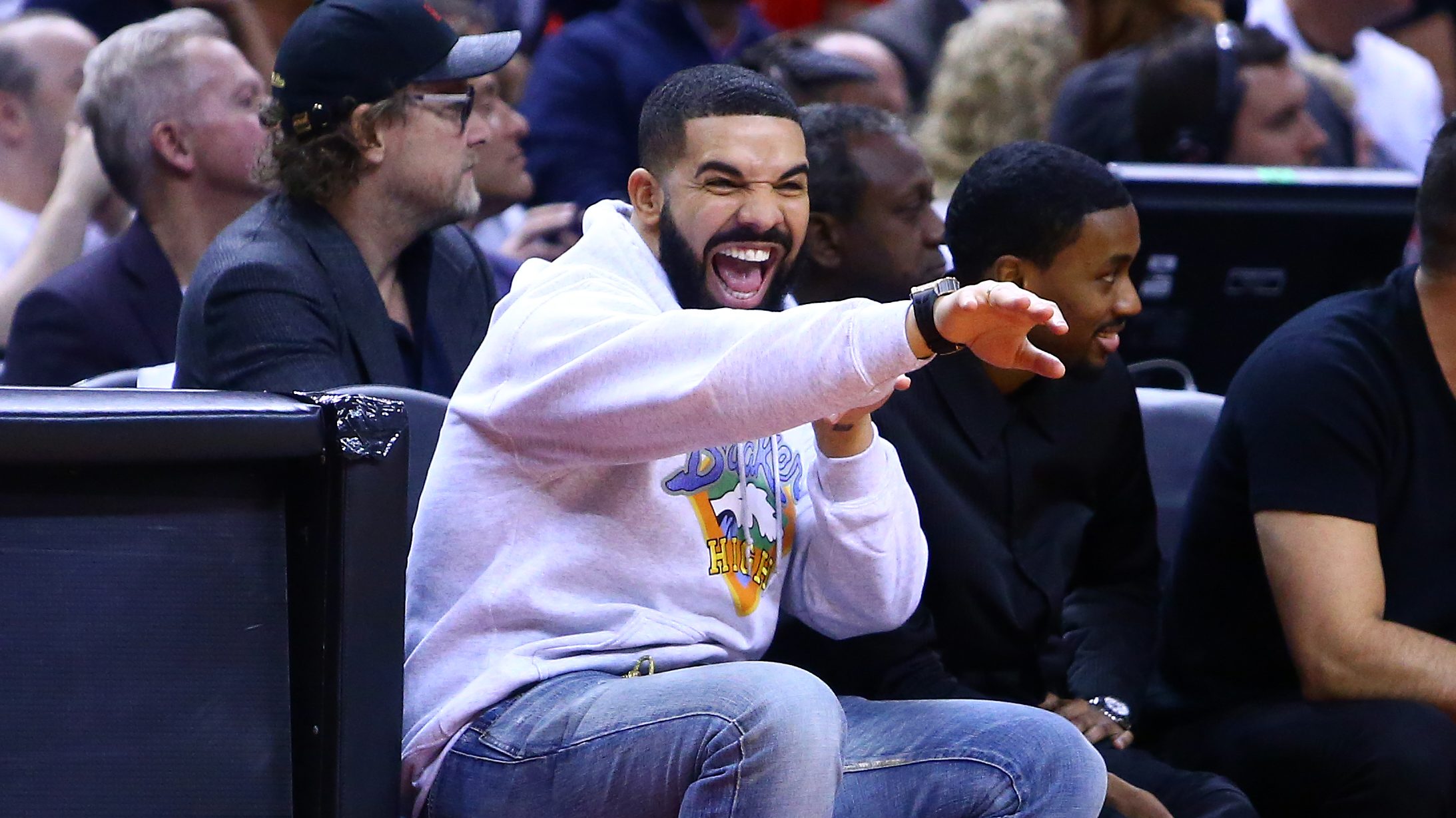 Drake wearing store 76ers shorts